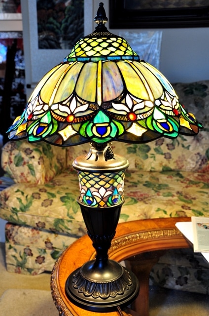 Tiffany style stained glass table lamp with beautiful shade