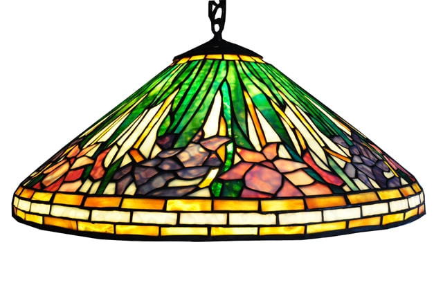 Tiffany style hanging lamp with daffodil floral pattern​