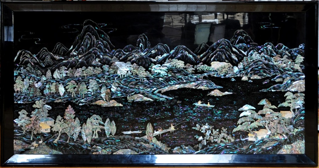 Huge Korean mother of pearl lacquer painting showing a natural scenery