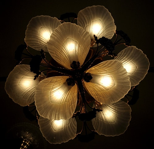 Murano glass petal and brass leaf design chandelier