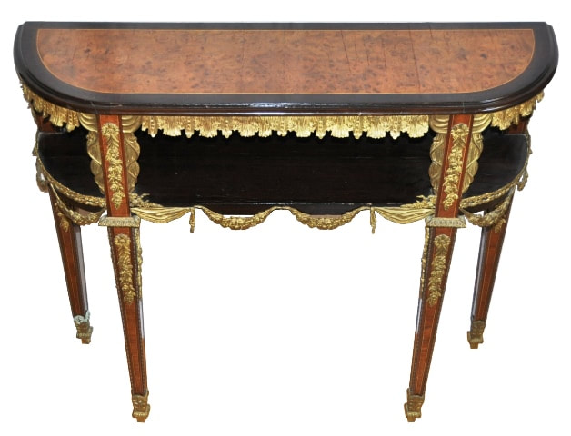 Antique Louis XVI style console desserte inspired by the one made by Jean-Henri Riesener for Marie-Antoinette's Cabinet Intérieur at Versailles in 1781