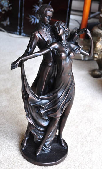 Art Deco style statue of a dancing couple