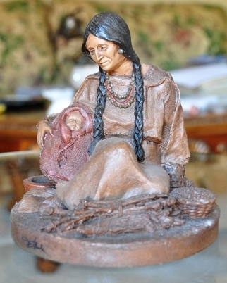 Sculpture of Sacagawea and baby